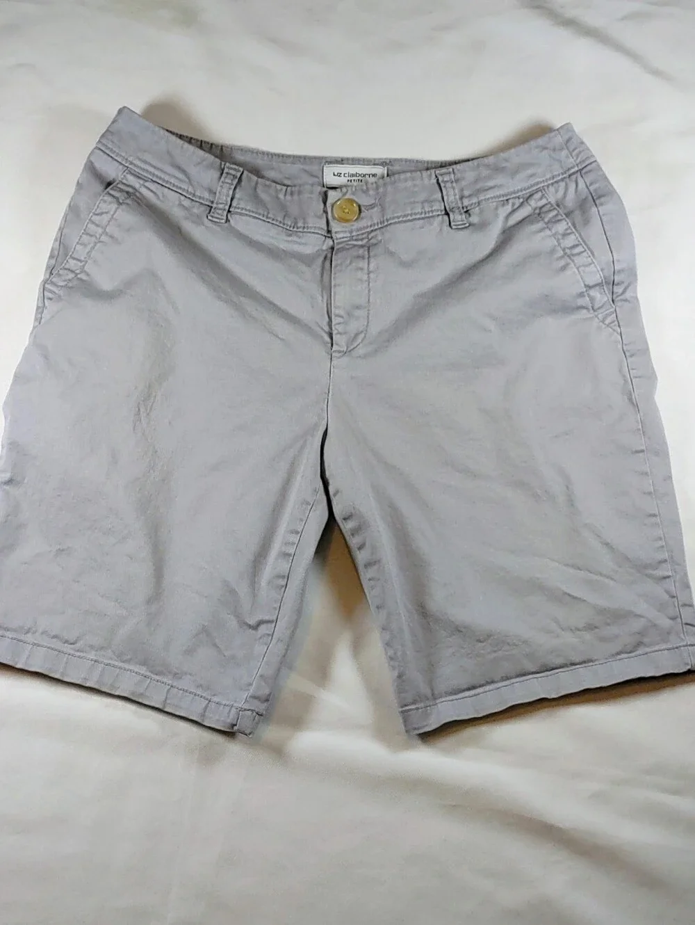 Liz Claiborne‎ Petite Classic Size 10P Gray Flat Front Shorts 9